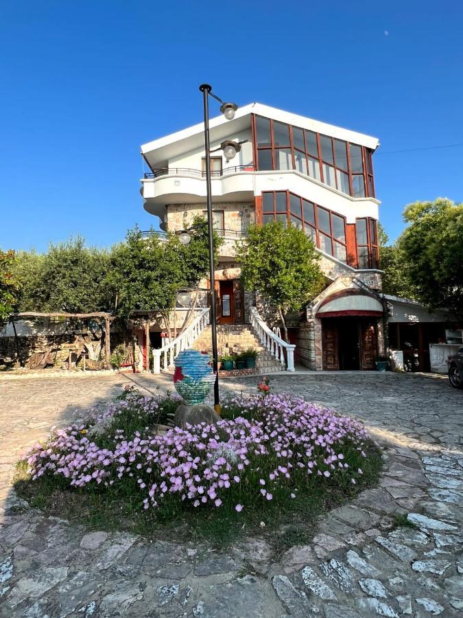 Hotel Орікум Екстер'єр фото